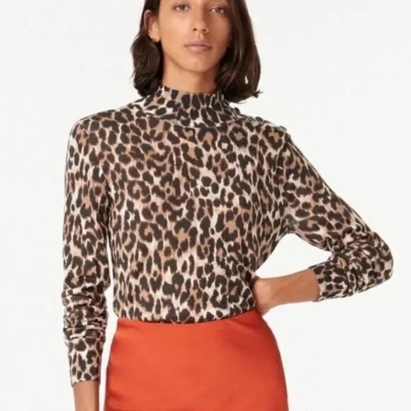 J.CREW Silk-blend shoulder-button sweater in‎ leopard animal print AR952 Small - Picture 3 of 7